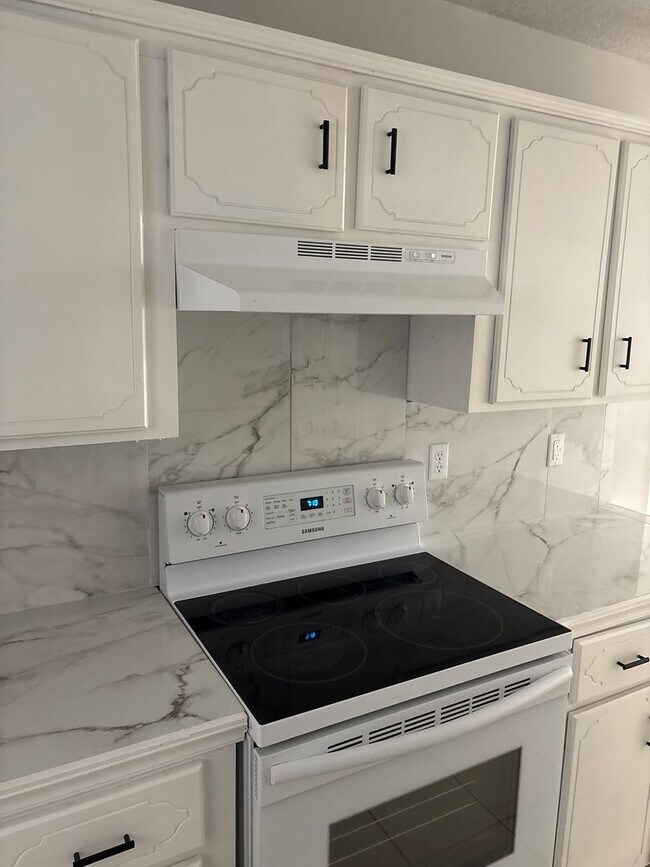 Foto del edificio - 106 Leeswood Cir
