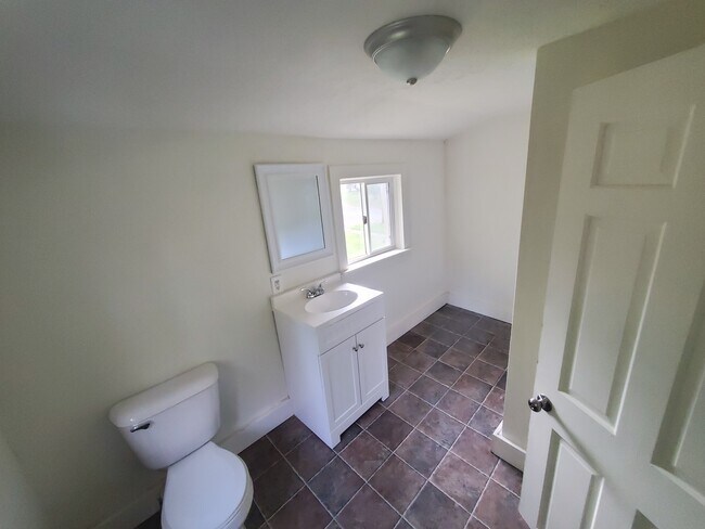 Bath - 59 N 3rd St