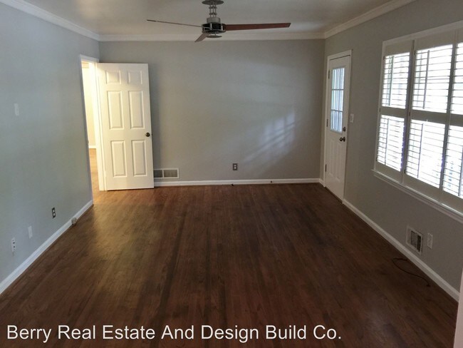 Building Photo - 3 br, 1.5 bath House - 1784 Gardenside Court