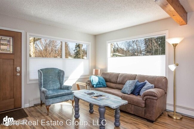 Building Photo - 2544 Forest Park Dr