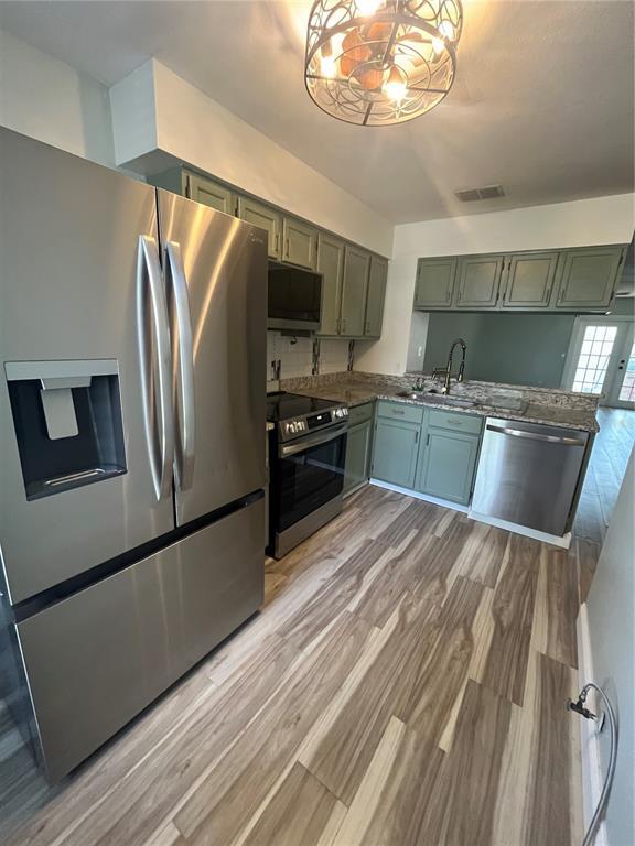 Foto del edificio - 11359 Stratton Park Dr