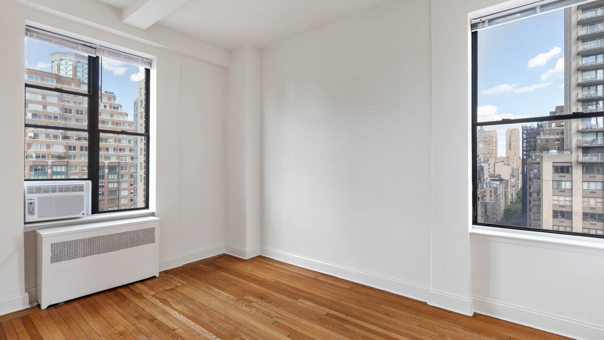 Primary Photo - 227 W 72nd St