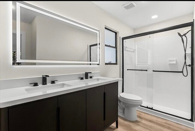 Foto del edificio - 643 Princewood Dr