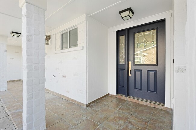 Foto del edificio - 12939 Westhorpe Dr