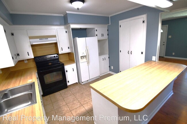 Building Photo - 2 br, 1 bath House - 5977 Highway 412 E