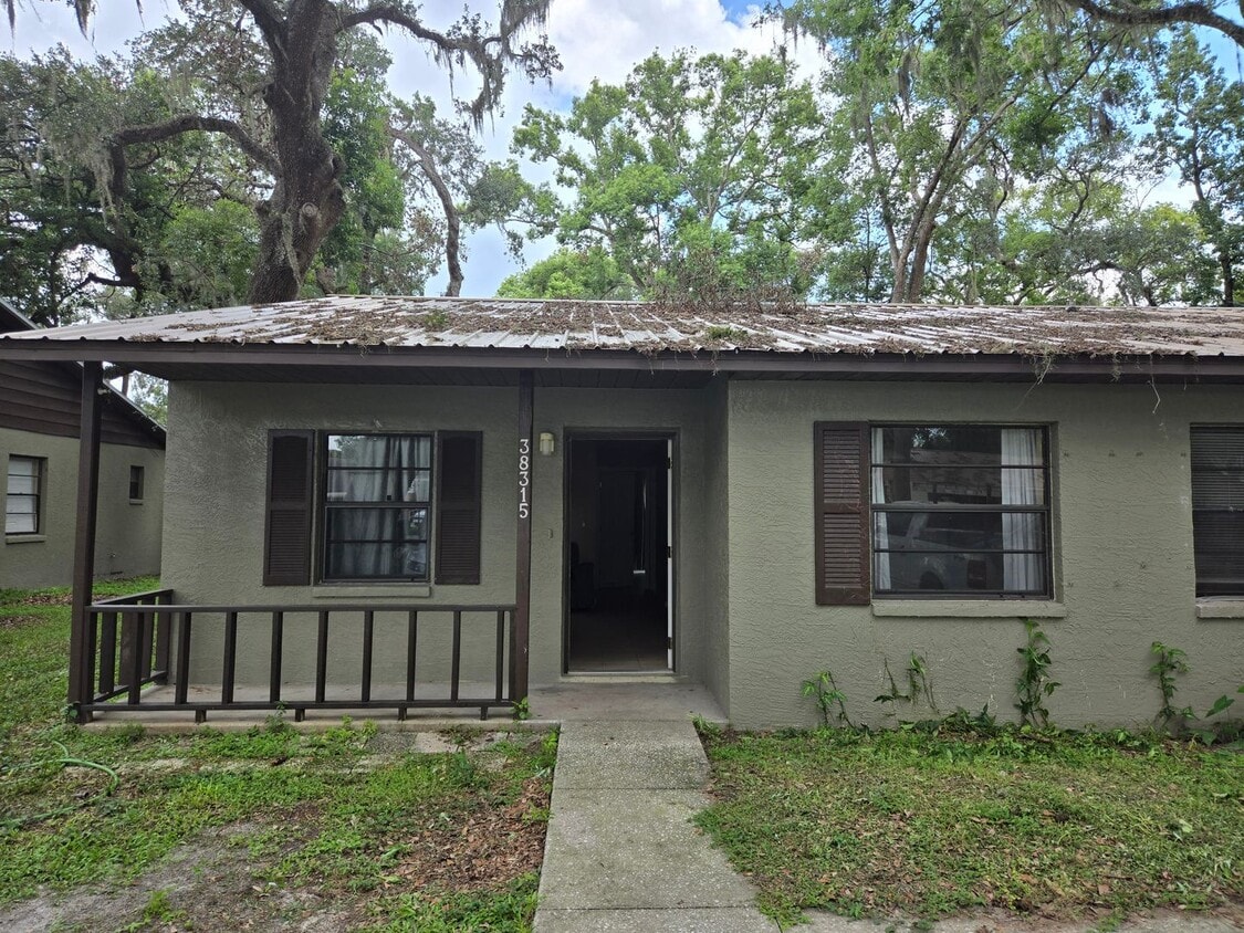 Primary Photo - New to Market – Won’t Last! Beautiful 2 Be...
