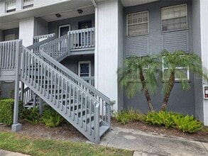 Building Photo - 4823 W McElroy Ave