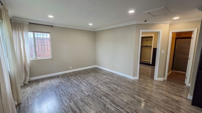 Building Photo - 4735 Myrtle St