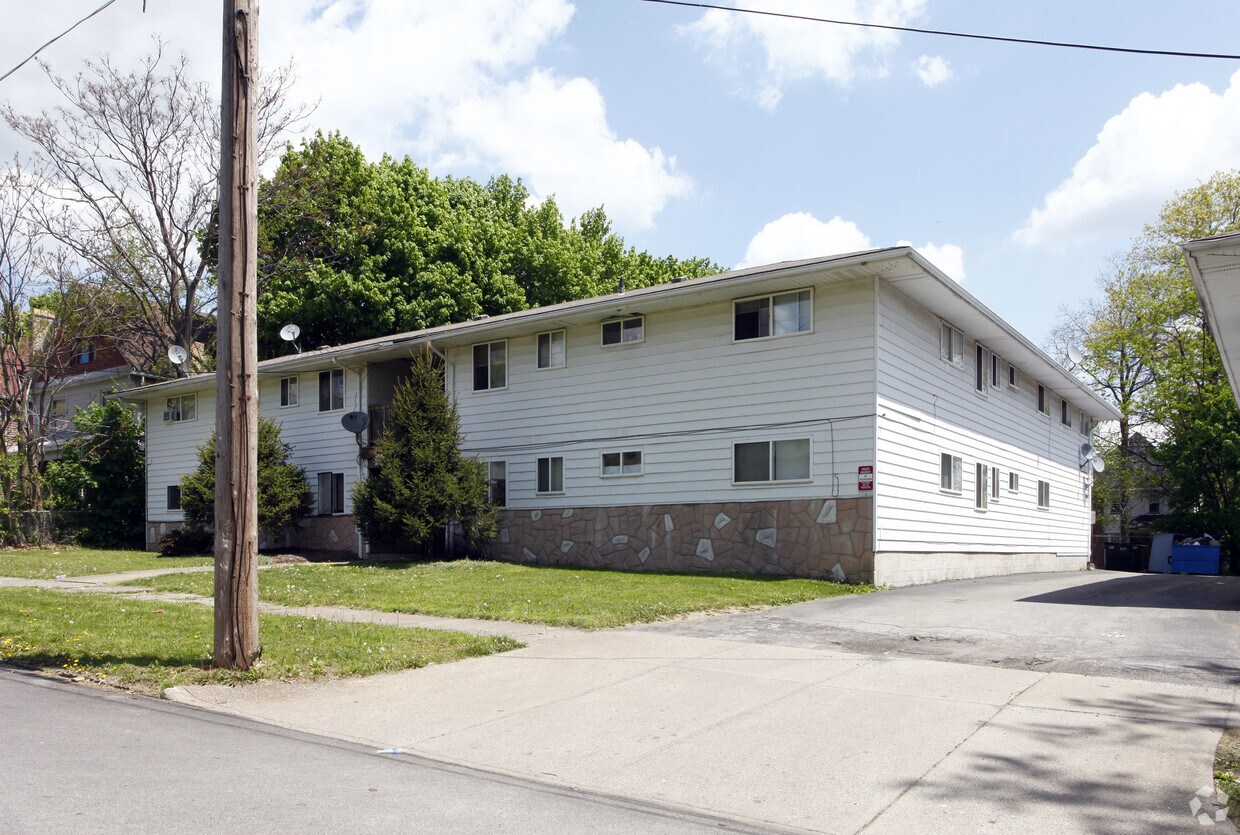 Primary Photo - 833 Ohio Ave
