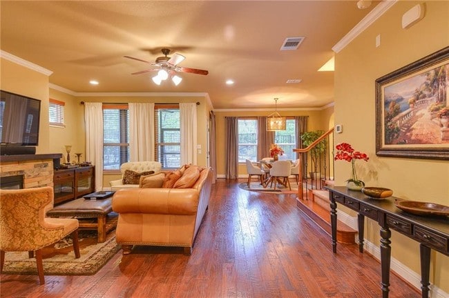 Building Photo - 12120 Terraza Cir