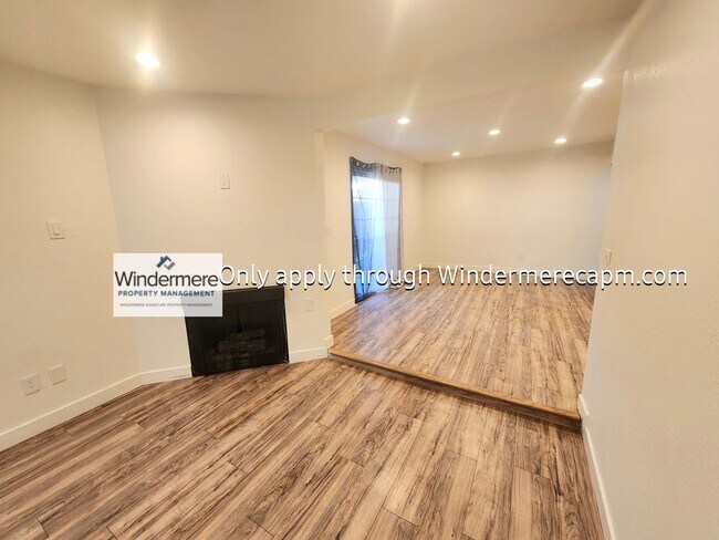 Foto del edificio - Cozy Halfplex in Citrus Heights- Available Now!