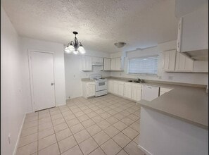 Building Photo - 3610 Timber Rock Ct