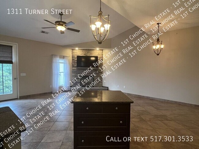 Foto del edificio - 1311 Turner Rd
