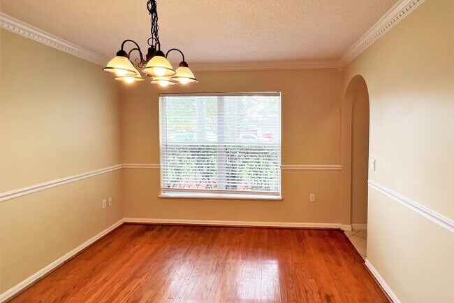 Foto del edificio - 1534 Muir Cir
