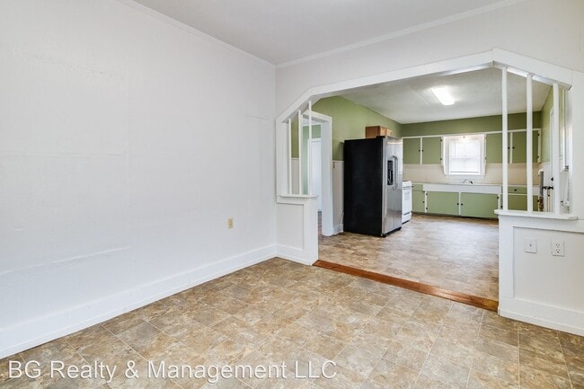 Building Photo - 2 br, 1 bath House - 505 E Main Street