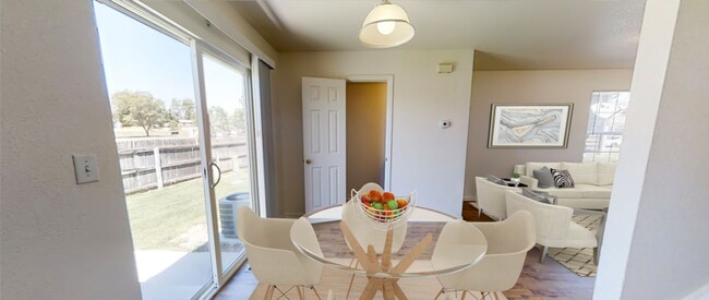 Foto del edificio - 1729 Rowan Ln