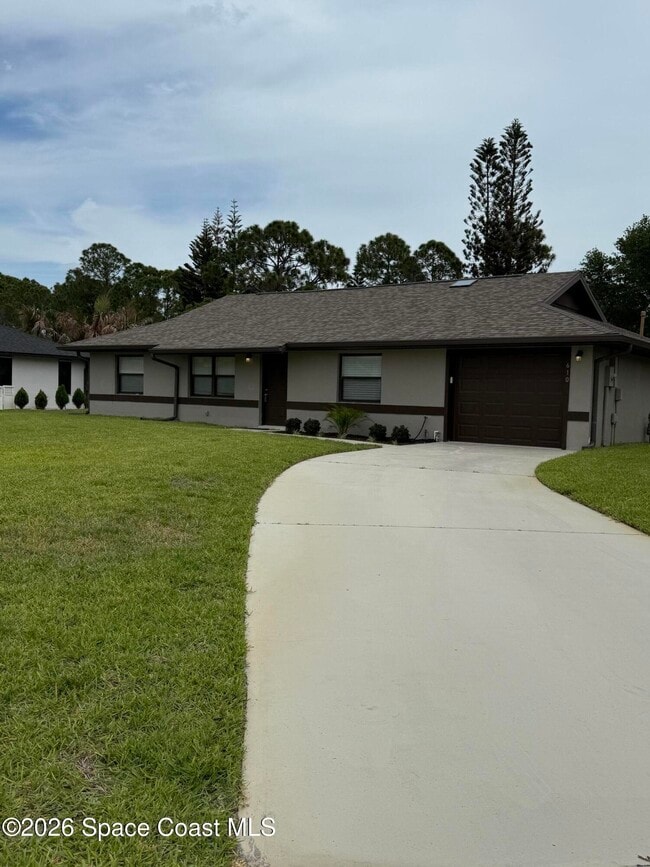 Building Photo - 610 Soto Grande Ct