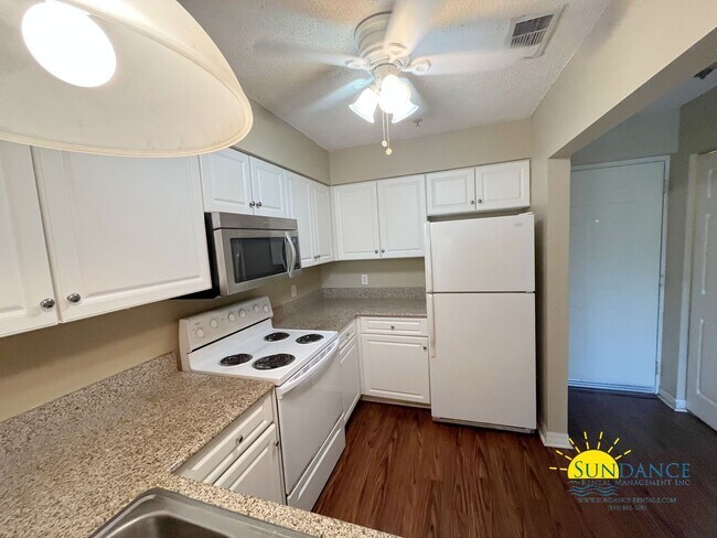 Building Photo - Pool view 2 Bedroom Unit at The Florida Cl...