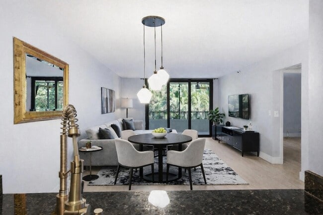 Photo - 2070 Homewood Blvd