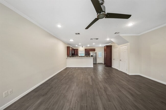 Foto del edificio - 16918 Glenheath St