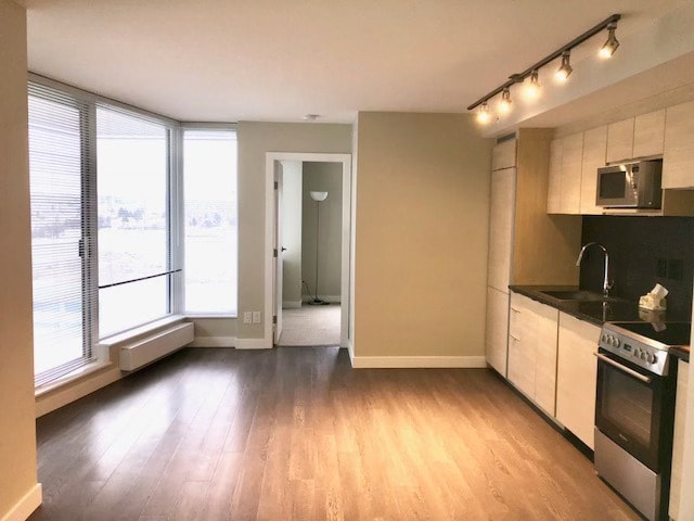 Photo du bâtiment - 6095 Fraser St