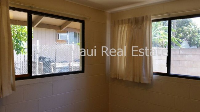 Building Photo - 236 Lono Ave