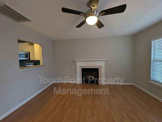 Foto del edificio - 7629 Lady Liberty Ln