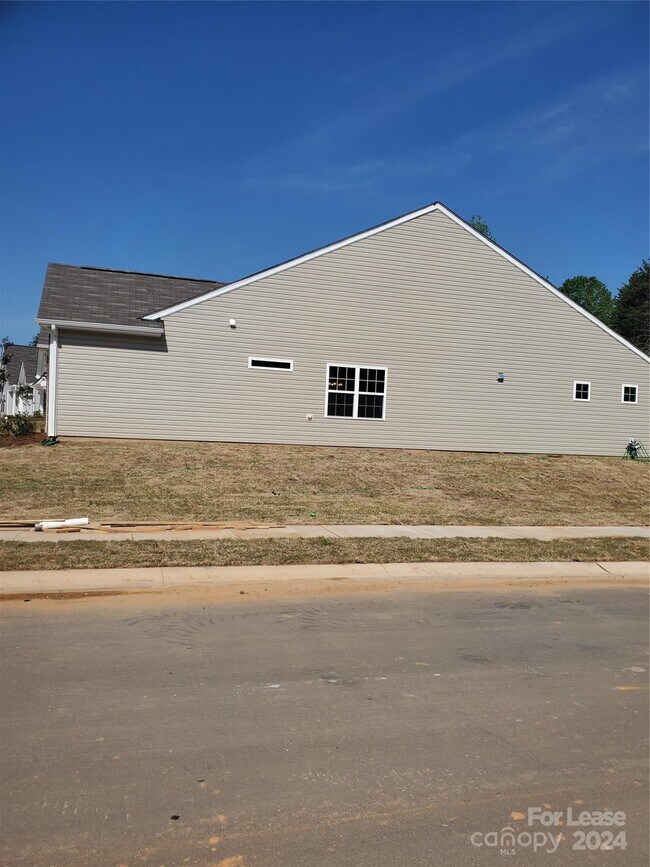 5652 Newton Wy, Maiden, NC 28650 House Rental in Maiden, NC