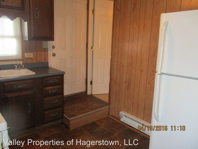 Foto del edificio - 219 N Mulberry St