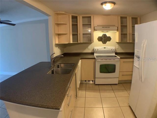 Foto del edificio - 2740 Coconut Bay Ln
