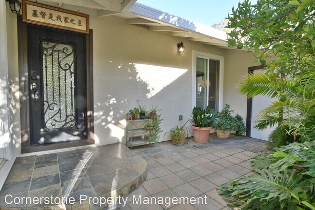 Foto del edificio - 5 br, 3 bath House - 10280 Plum Tree Ln