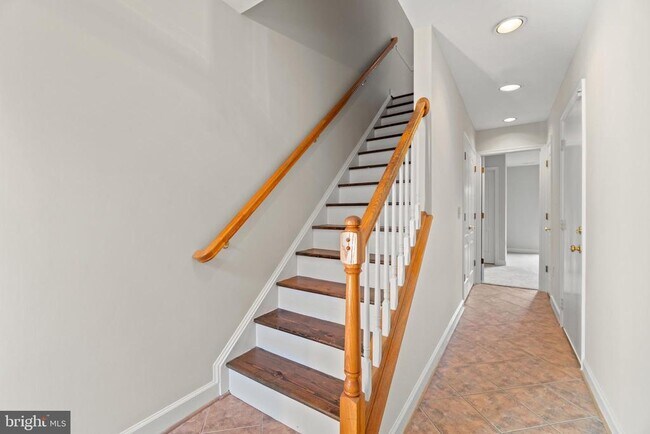 Foto del edificio - 6920 Little Falls Rd