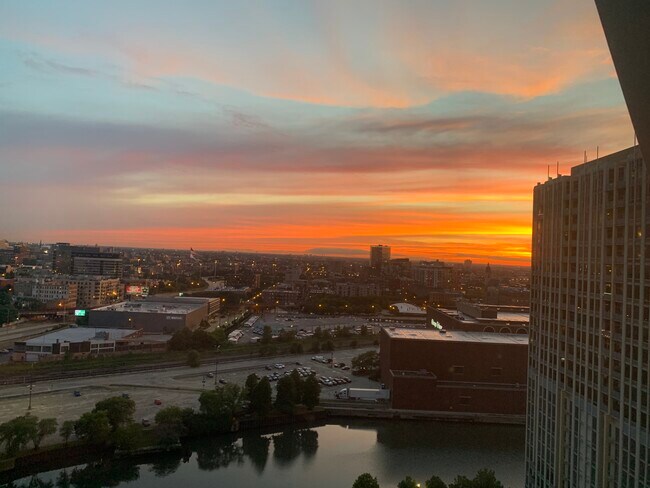 Foto del edificio - 510 W Erie St