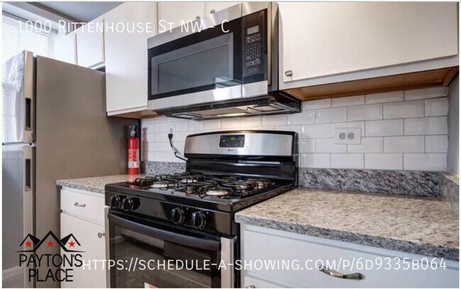 Foto del edificio - Renovated Condo in Secure Building