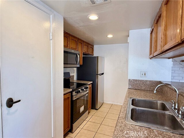 Foto del edificio - 18131 E Vía Amorosa