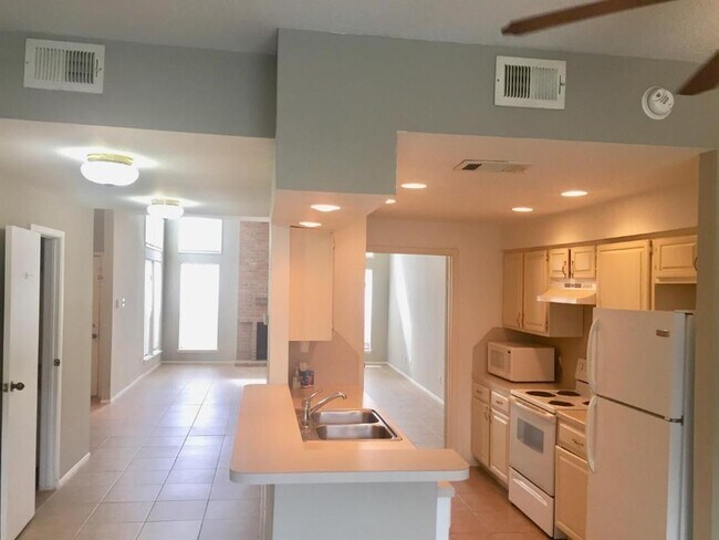 Foto del edificio - 8333 Wednesbury Ln