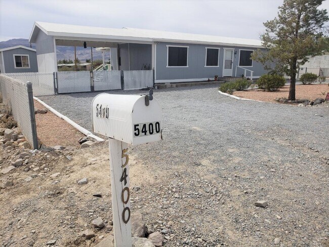 Foto del edificio - 5400 Black Rock Ave