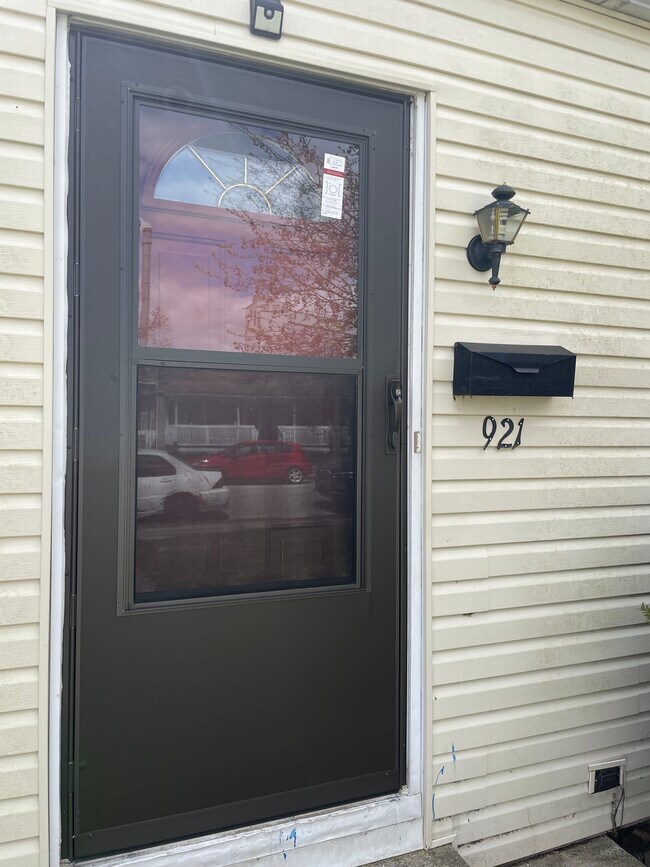 Foto del edificio - 921 NW D St