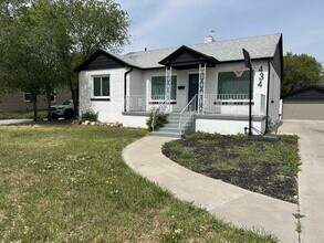 Building Photo - 434 Alta View Dr