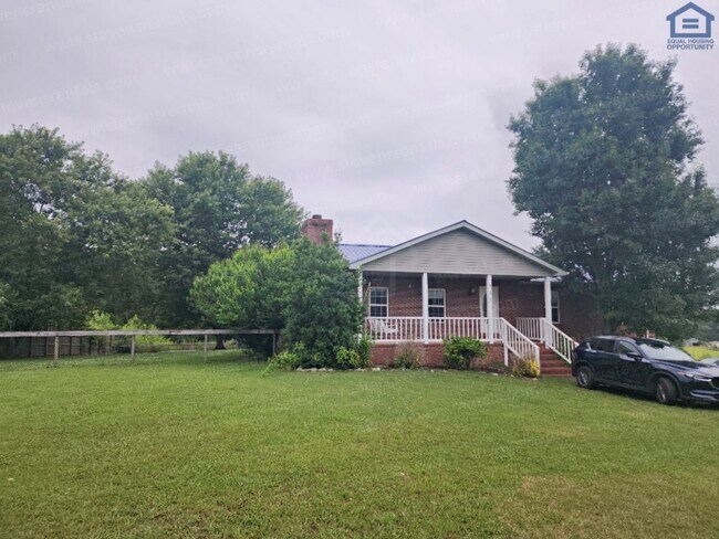 Foto del edificio - 515 Willis Martin Rd