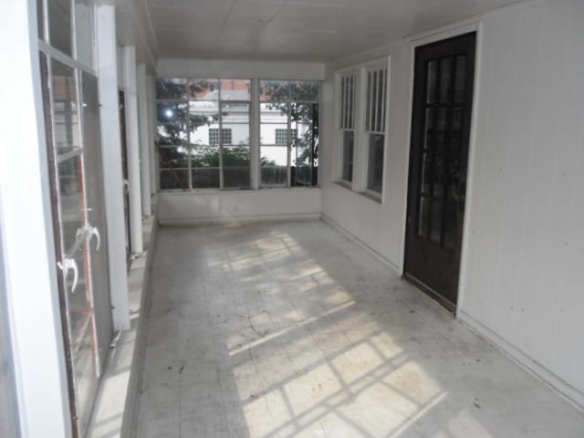 Building Photo - 115 S Pleasant St