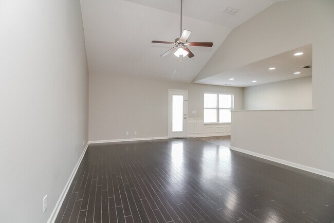 Foto del edificio - 1634 Colyn Avenue