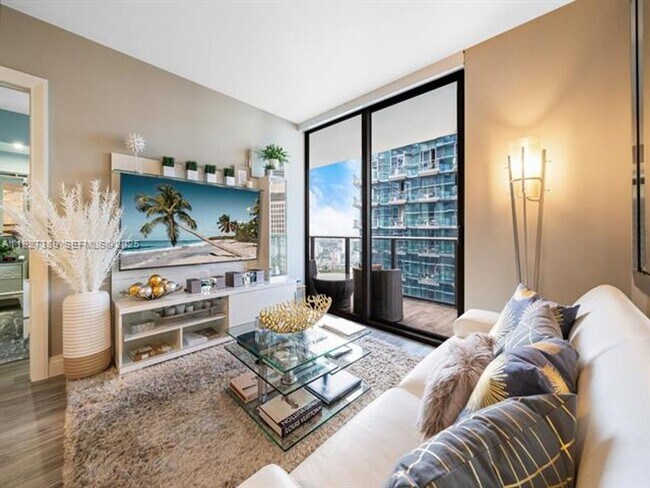 Photo - 801 S Miami Ave Apartment