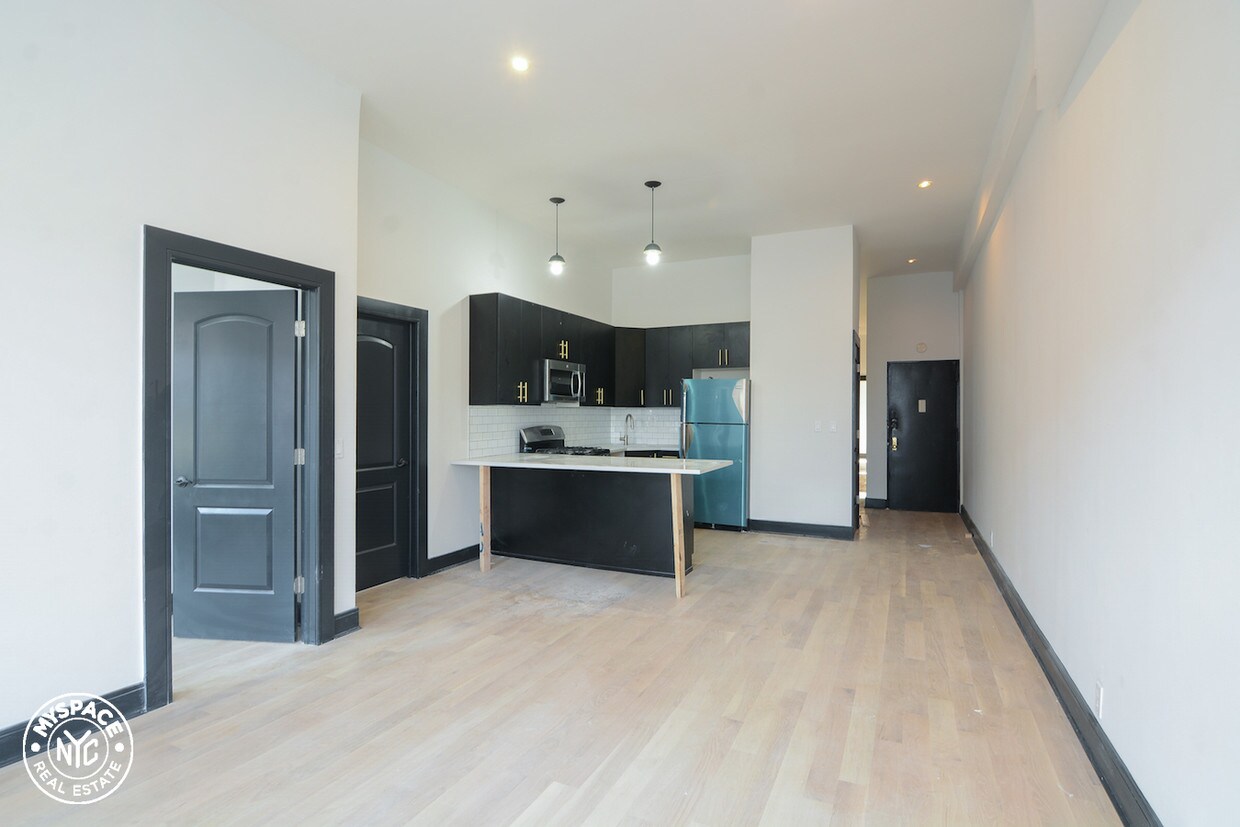 Foto principal - 189 Jefferson Ave