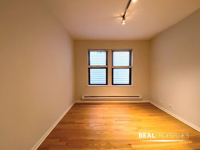 Foto del edificio - 2834 W Palmer St