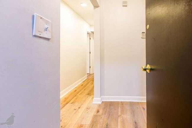 Foto del edificio - 2103 Suitland Terrace SE