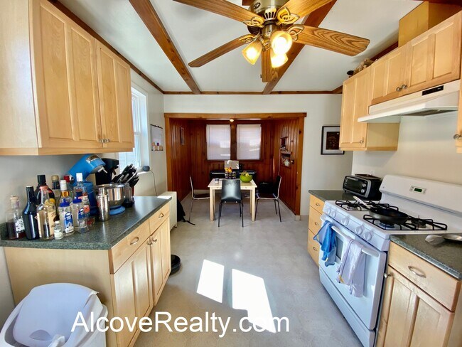 Foto del edificio - 95 Belmont St