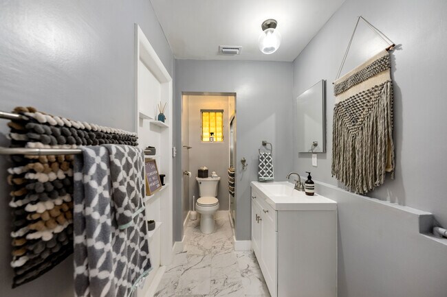 Bathroom - 4344 Kent Ave