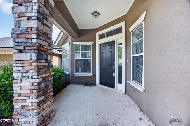 Foto del edificio - 6377 Island Forest Dr