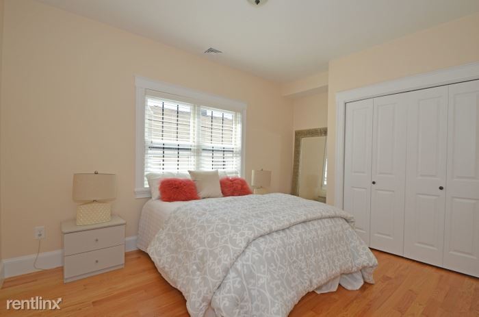 Primary Photo - 23 Auburn Ave